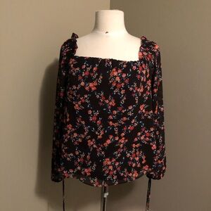 Guess Off the Shoulder Blouse with Ruffle Sleeves Size Large